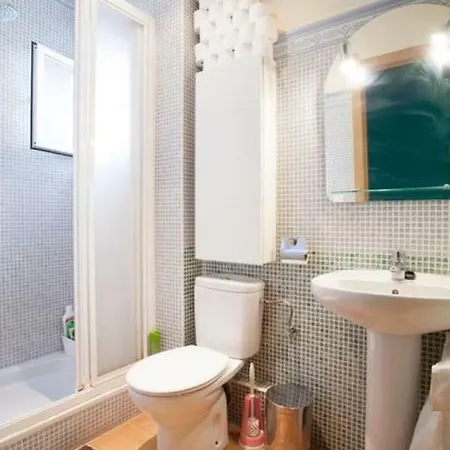 Luminous & Cosy Down Town Apartmán *